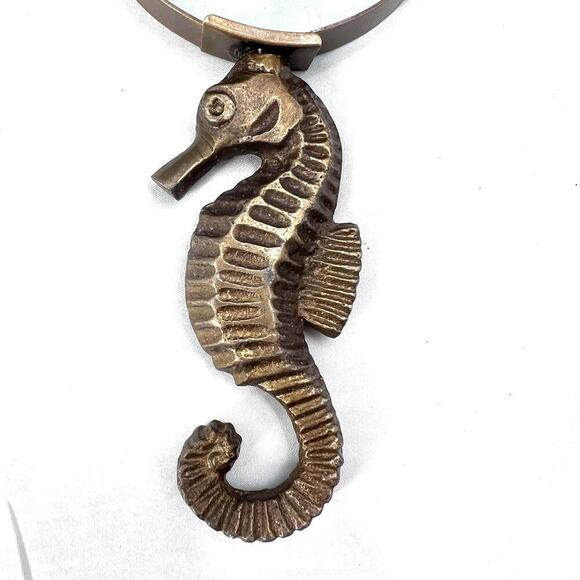 Antiqued Brass Seahorse Magnifying Glass Beach House Nautical Decor 7" - Picture 4 of 4